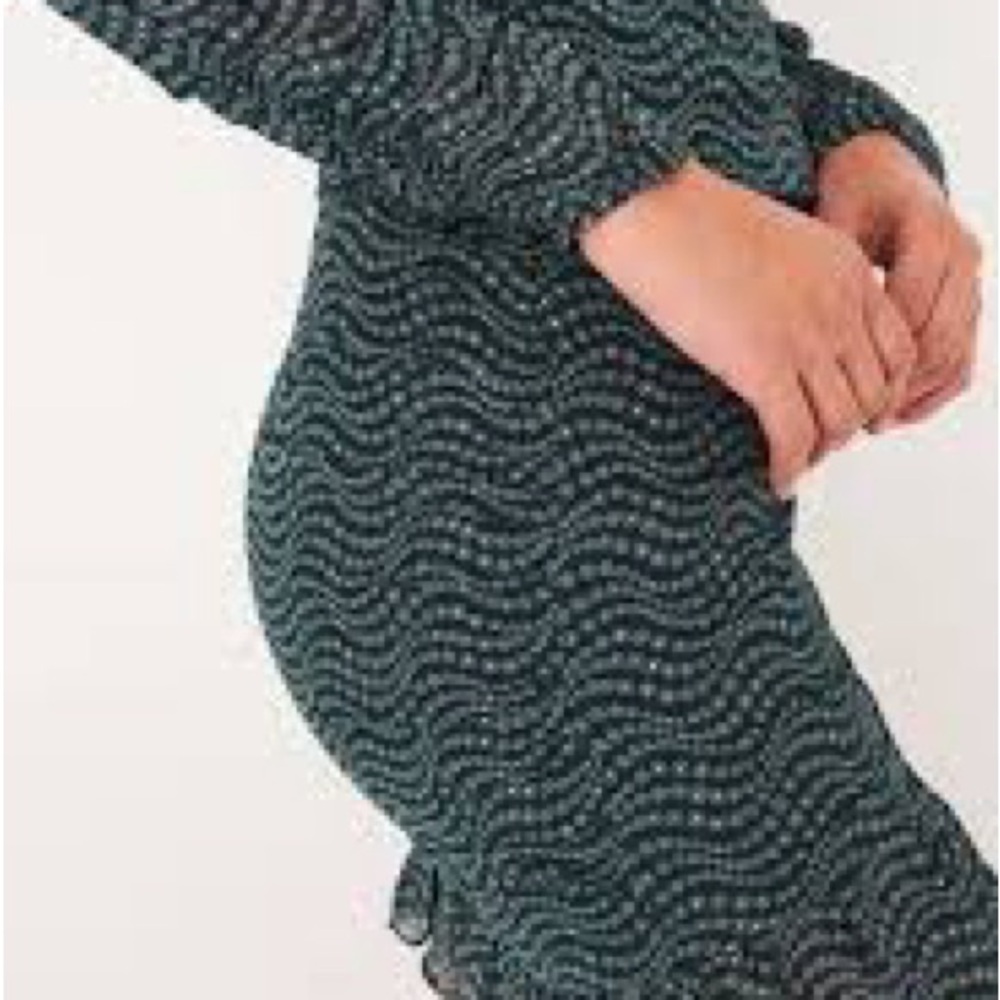 Chic Long Sleeve Patterned Dress - Picture 8 of 8
